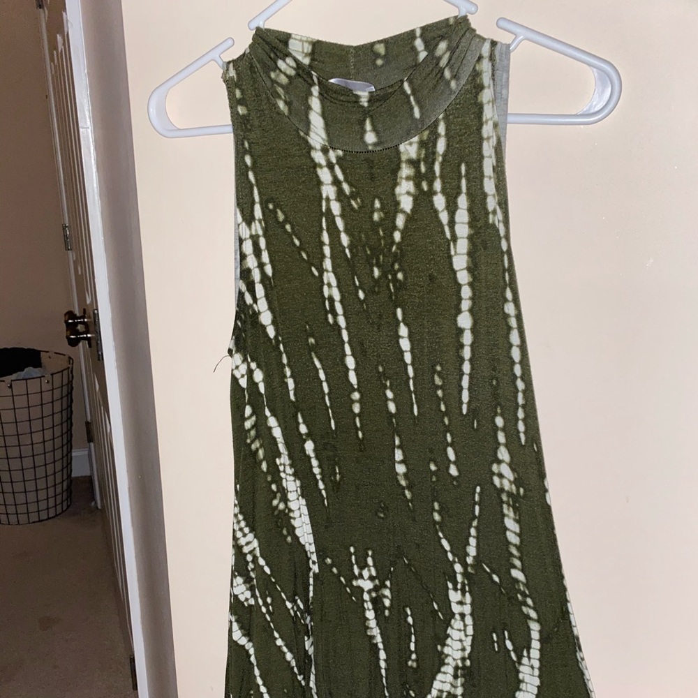 Green and White Dress from Black Bead